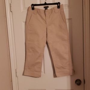 Size 2 khaki capris banana republic